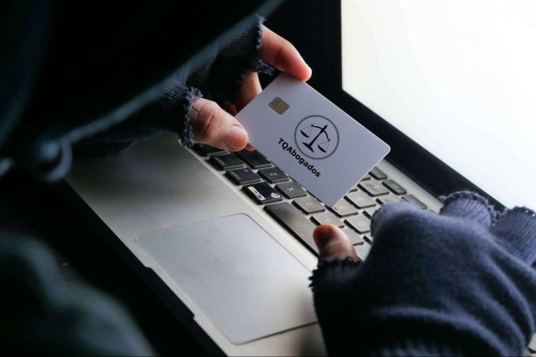 ¿En qué consiste y cómo prevenir el phishing?, con TQA Abogados - corporate.es