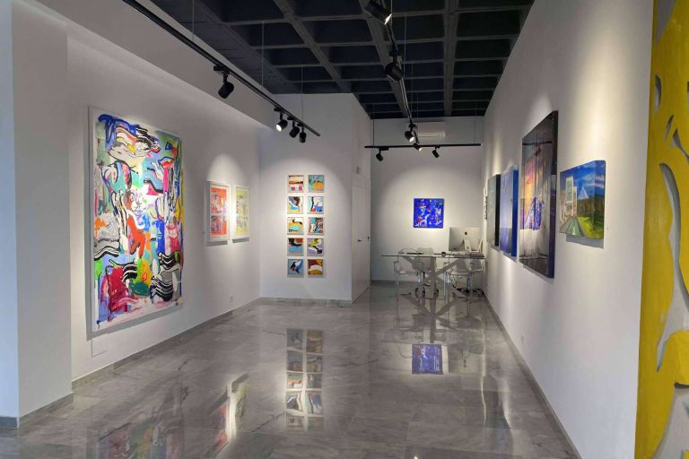 La galería de arte Marbella Es.Arte Gallery funciona como punto de encuentro entre coleccionistas y artistas - corporate.es
