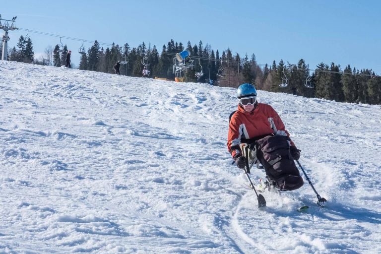 Travegali.com muestra pistas de esquí adaptadas para realizar deporte adaptado - corporate.es