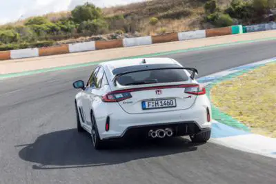 El nuevo Honda Civic Type CR, llega en 2023 más potente, más rápido y más capaz - corporate.es