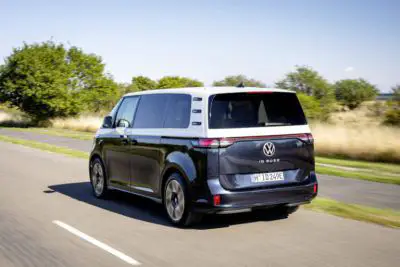El nuevo Volkswagen ID. Buzz, asombra por sus innovadores sistemas de asistencia a la conducción - corporate.es