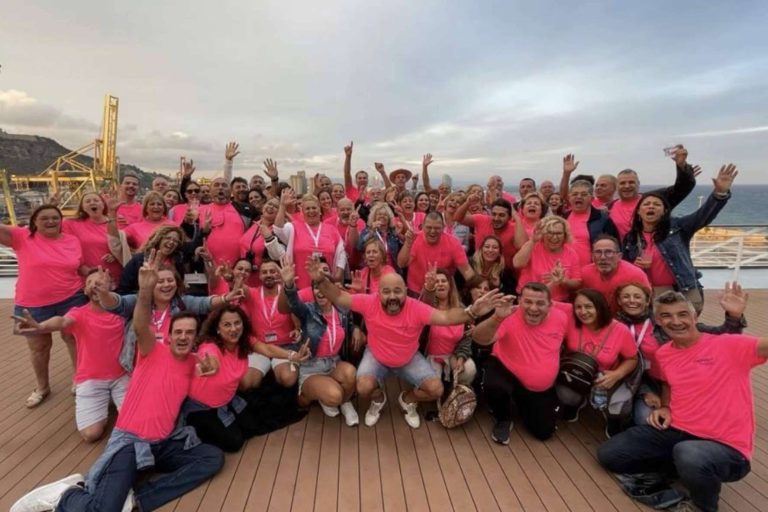 El primer viaje grupal con casi 100 personas a bordo, con Piensa Network - corporate.es