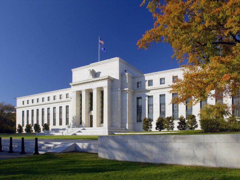 La Fed se inclina por ralentizar "pronto" el ritmo de subidas de los tipos de interés - corporate.es
