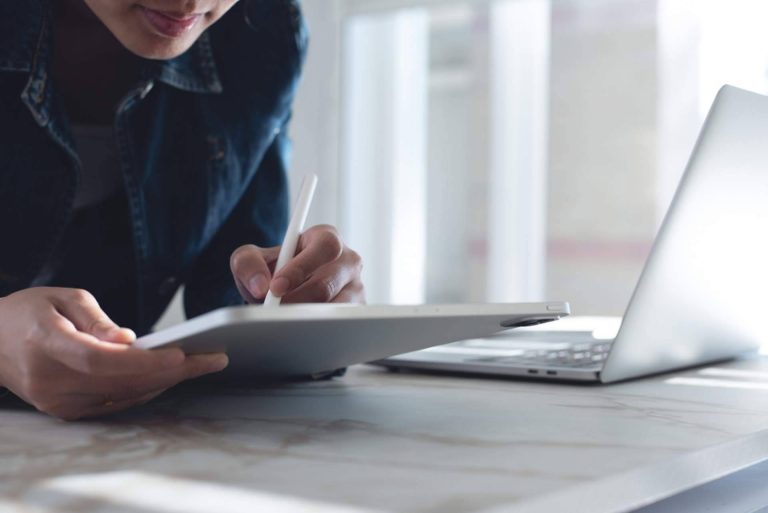 La firma ADocum y la automatización contable en Colombia con la factura digital - corporate.es