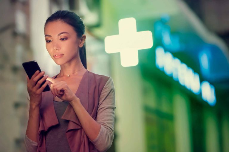 La plataforma Farmacias de Guardia permite encontrar la farmacia de guardia más cercana con un solo clic - corporate.es