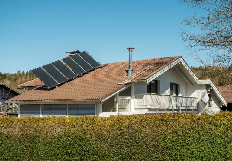 Las ventajas de instalar paneles solares en casa, por Solarinstala - corporate.es