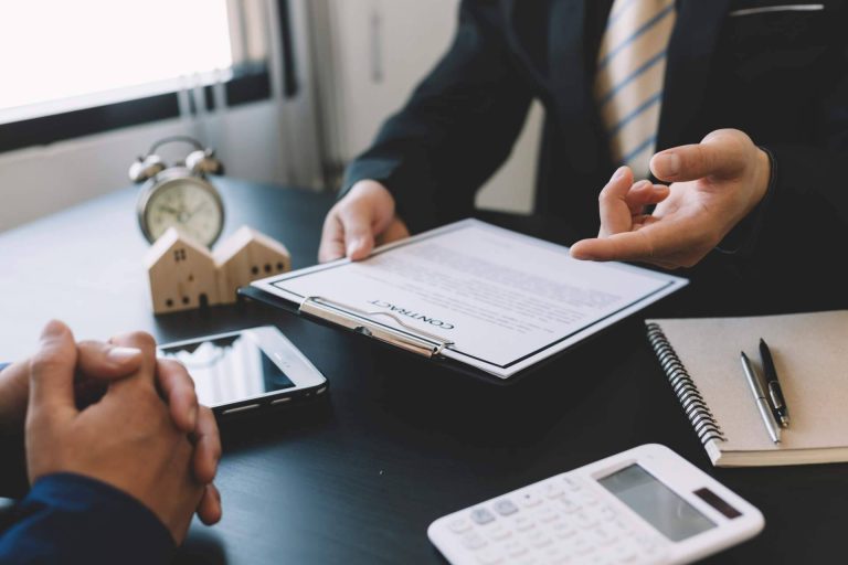¿Por qué elegir un agente inmobiliario de confianza?, según La Casa Agency el Clot - corporate.es