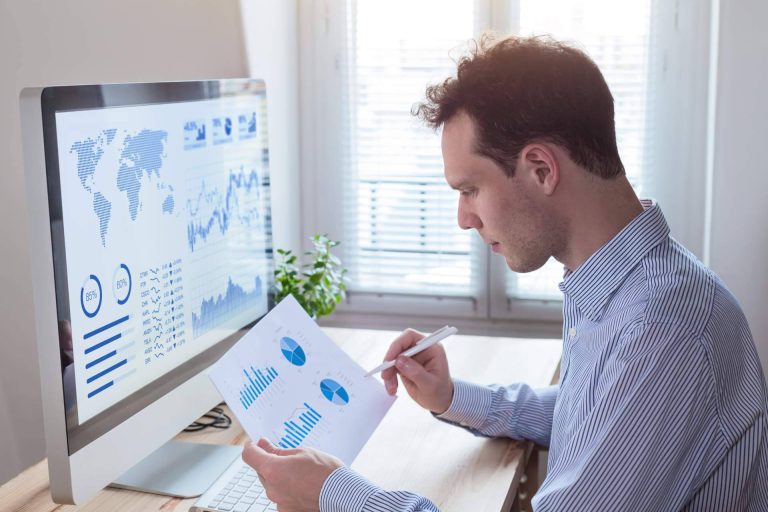¿Por qué tomar decisiones empresariales con ayuda del Business Intelligence? - corporate.es