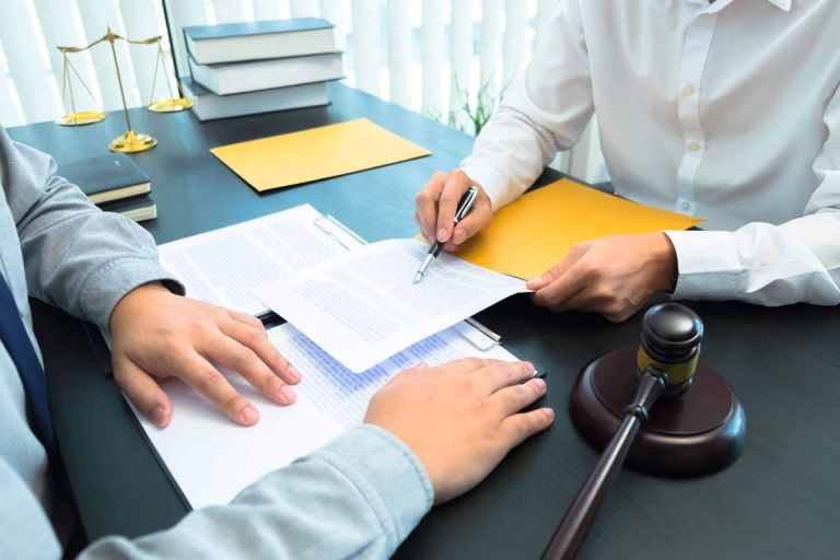 Registrar una marca de la mano de Heda - corporate.es