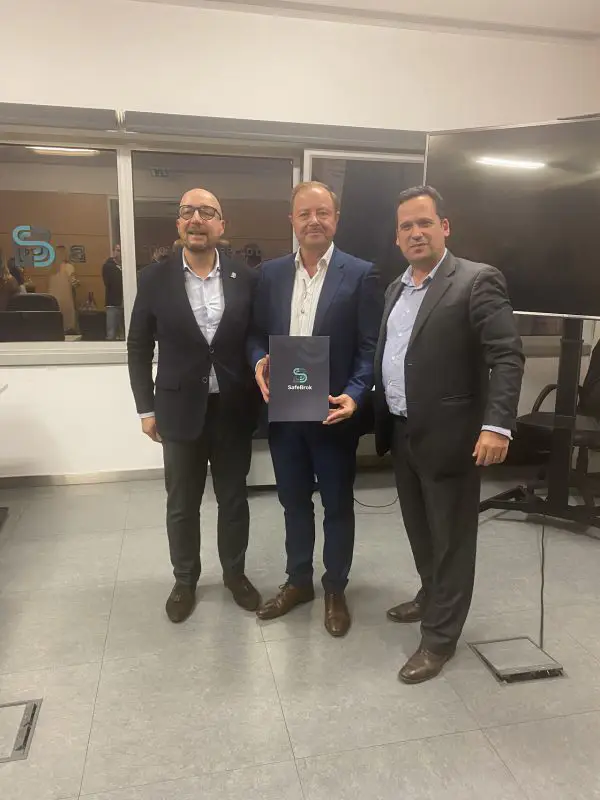 SafeBrok inaugura en Oporto un nuevo centro financiero - corporate.es