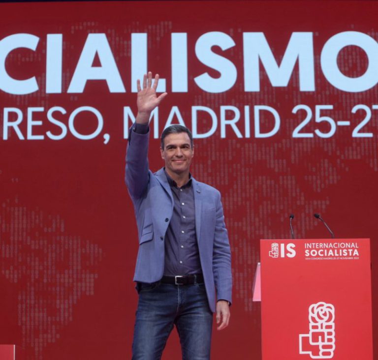 Sánchez pide a la CEOE que se siente con los sindicatos para lograr ya un acuerdo salarial - corporate.es