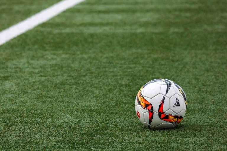 Sumigran dispone de césped artificial para deportes - corporate.es