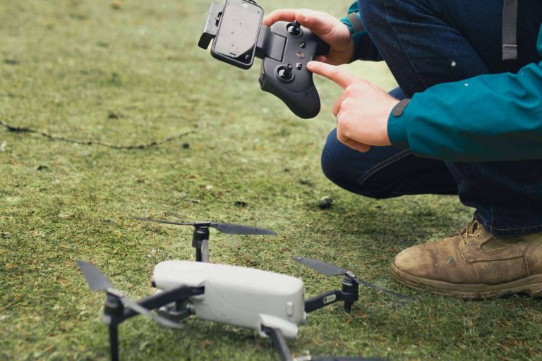 Usar los drones como equipos de apoyo en seguridad, emergencia y rescate - corporate.es