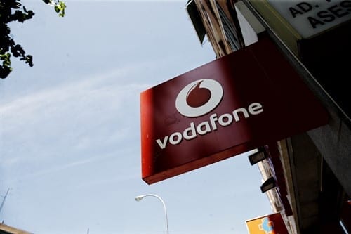 Vodafone desarrollará la nueva plataforma de vehículo conectado de la DGT - corporate.es